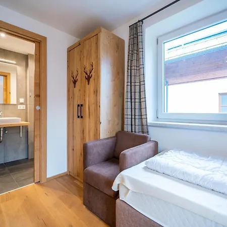 木屋 In Bruck Am Grossglockner With Sauna, Cleaning Included 弗希安德格洛可尼